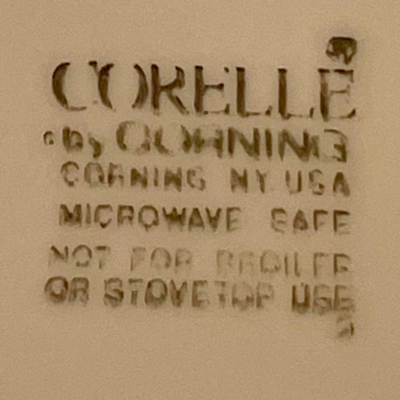 Vintage, Dinner Plate, Apricot Grove Pattern, Corelle by Corning - Picture 6 of 7